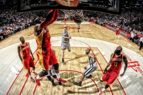 威少防守积极频繁抢断成为奇才防守尖兵，威少防守能力