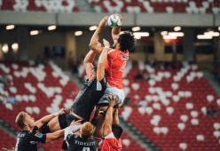 伯科夫决赛精彩瞬间成为焦点，伯 夫差