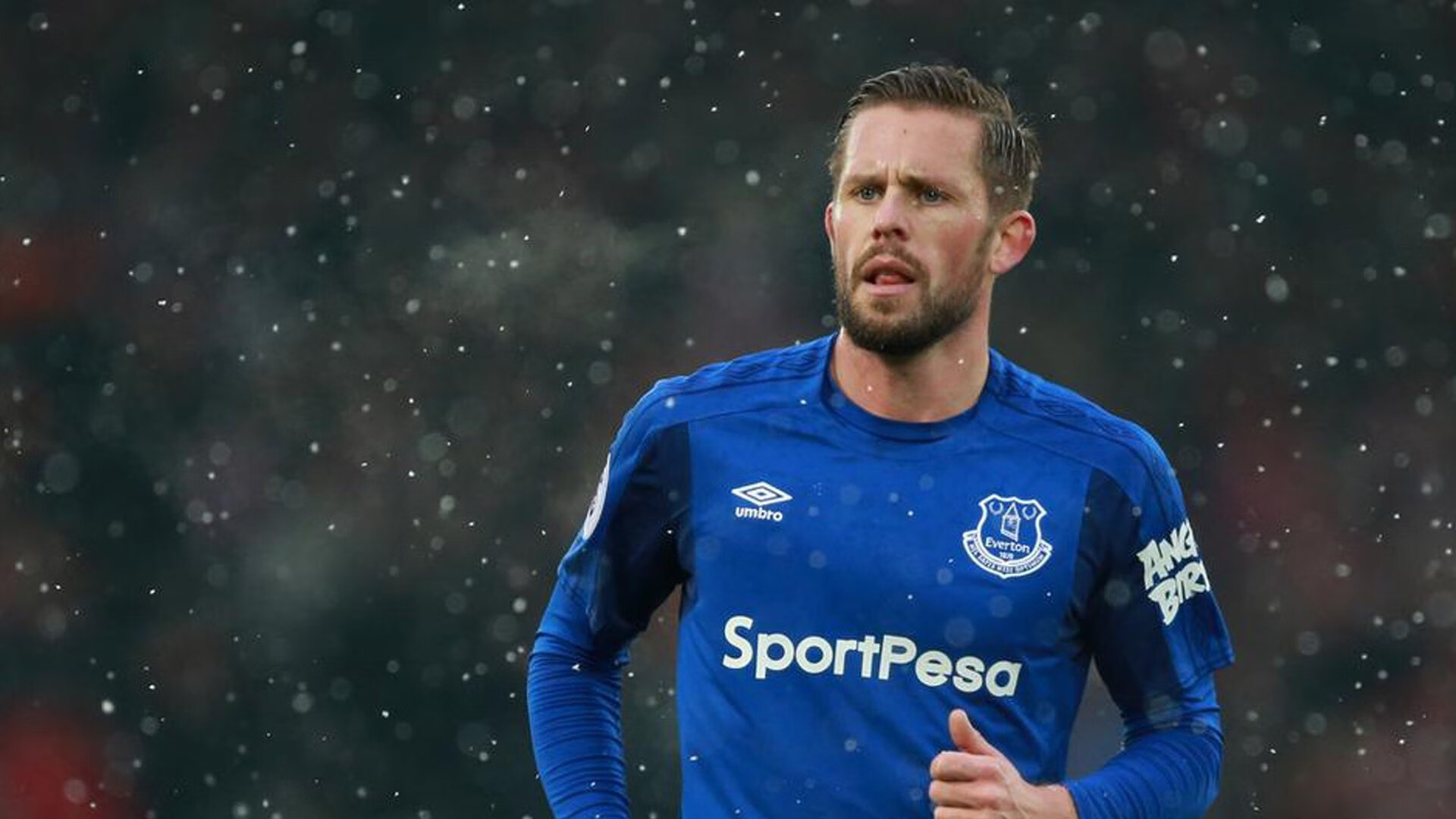 巴萨继续追赶领头羊，积分差距缩小，巴萨分组